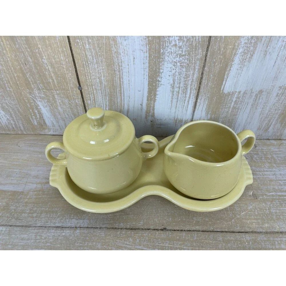 FIESTA Homer Laughlin Light Yellow Cream and Sugar Set W/Tray